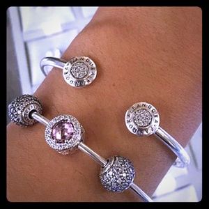 NWOT Pandora Signature Bangle